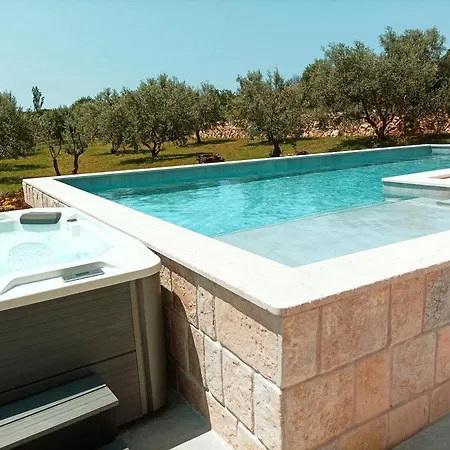 New 2023 Tree Of Life Villa *