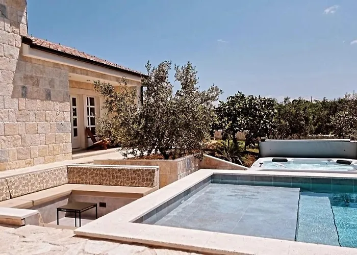 New 2023 Tree Of Life Villa *