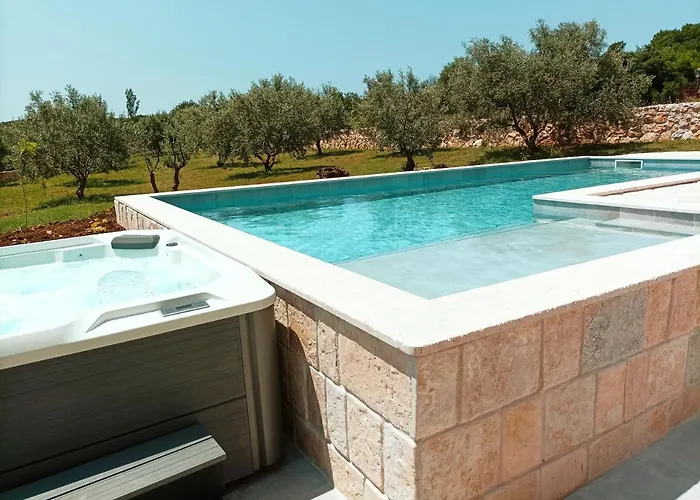 New 2023 Tree Of Life Villa *